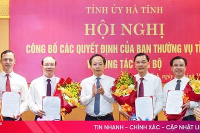 Tỉnh ủy Hà Tĩnh công bố các quyết định về công tác cán bộ