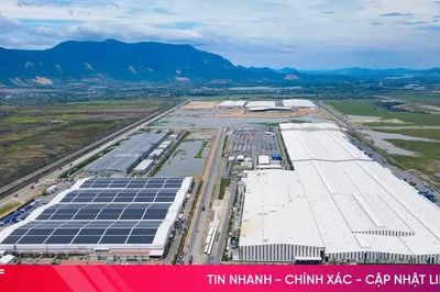 Biến mái nhà xưởng thành nguồn lực xanh