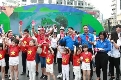 'Từ đĩa ăn sạch đến thành phố sạch': Thay đổi thói quen, kiến tạo đô thị xanh