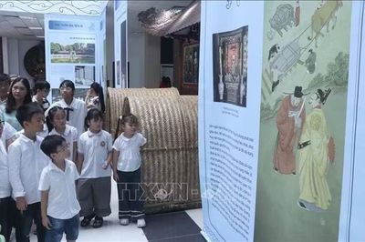 'Nâng bước' di sản từ không gian số