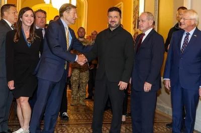 Axios: Căng thẳng với Nhà Trắng, ông Zelensky tìm cách vận động Quốc hội Mỹ