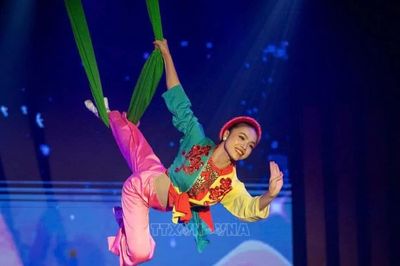 Ngày Phụ nữ Việt Nam 20/10: Nghệ sĩ 'vàng' của xiếc Việt