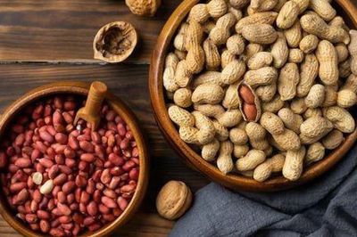 Những người không nên ăn lạc, biết mà tránh kẻo 'rước họa'