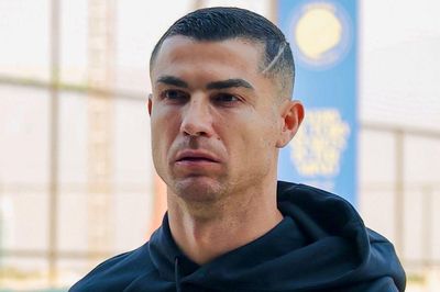 Án phạt dành cho Ronaldo: Cả thế giới giờ đã biết!