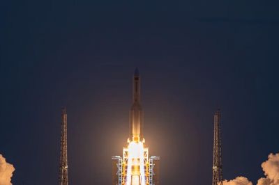 Trung Quốc phát triển internet vệ tinh, thu hẹp khoảng cách với Starlink của Elon Musk