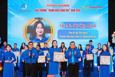 Cô giáo sống đẹp...