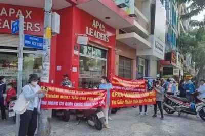 Không có năng lực tài chính, Shark Thủy vẫn mở ồ ạt 130 trung tâm tiếng Anh để huy động vốn