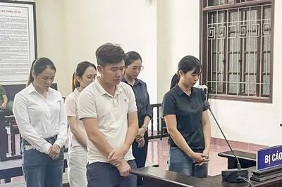 Mua bán hóa đơn trái phép: 5 bị cáo bị phạt tổng số tiền hơn 1,2 tỷ đồng