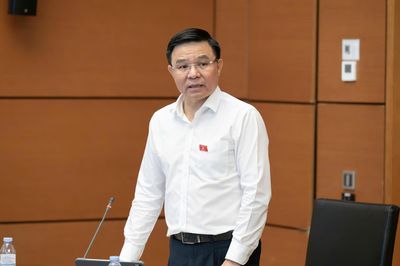 Bộ trưởng Lê Mạnh Hùng: Sửa Luật Điện lực để tháo gỡ vướng mắc thực tiễn, huy động nguồn lực phát triển điện