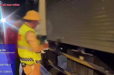 Bị tạm giữ bằng lái vẫn chạy xe trên cao tốc, tài xế và chủ xe bị phạt gần 80 triệu đồng