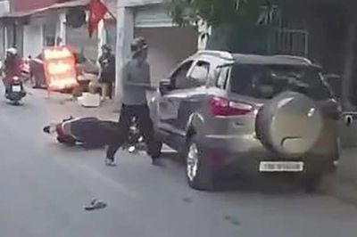 Hà Nội: Truy bắt nghi can chặn ô tô, đâm tài xế tử vong trên đường Bắc Cầu