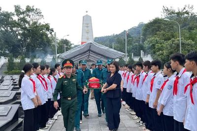 Bài 1: Những cuộc kiếm tìm trên các triền núi cao