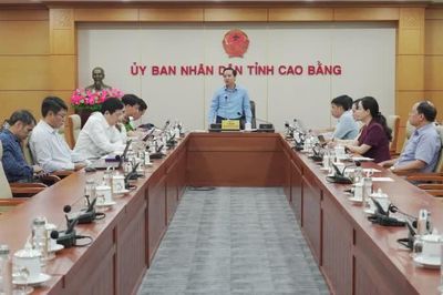 Chủ tịch UBND tỉnh Lê Hải Hòa: Đẩy nhanh giải ngân nguồn lực khoa học công nghệ, đổi mới sáng tạo, chuyển đổi số, thúc đẩy tăng trưởng