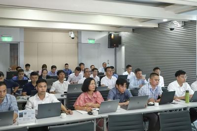 EVN tổ chức đào tạo chuyên sâu về hệ thống pin lưu trữ năng lượng BESS