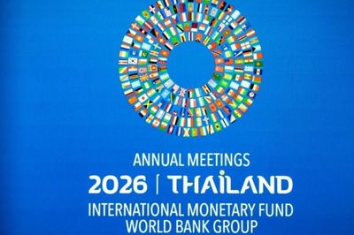 Rủi ro kinh tế toàn cầu 2026 từ AI và nợ công