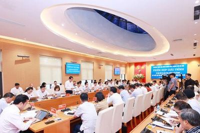 Ngày 22-10, Thường trực HĐND TP Hà Nội tiến hành phiên chất vấn về lĩnh vực môi trường