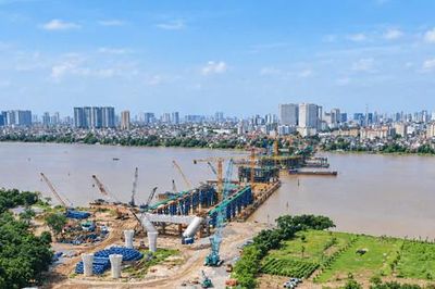 Hà Nội: Khơi thông nguồn lực, tạo đà tăng trưởng hai con số