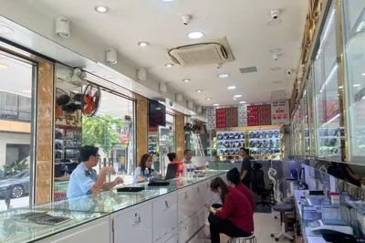Phát hiện trang sức nghi giả mạo nhãn hiệu Chanel trên thương mại điện tử