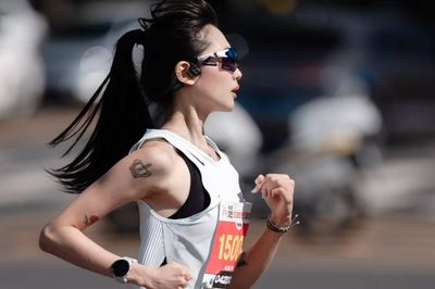 'Chạy bộ tưởng niệm' nữ runner tử vong ở giải marathon gây tranh cãi