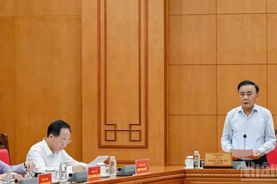 Khẩn trương hoàn thiện nội dung công việc, bảo đảm đúng tầm vóc, tính chất của sự kiện