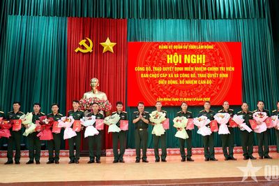 Lâm Đồng bổ nhiệm 124 chính trị viên ban CHQS cấp xã