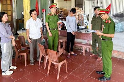Khởi tố 8 đối tượng gây rối trật tự, cố ý gây thương tích