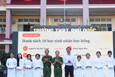 Lan tỏa ý thức chấp hành pháp luật trong học sinh Phú Quốc