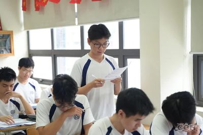 Phụ huynh lo đề thi cuối kỳ chung khiến học sinh lại cuốn vào vòng xoáy luyện đề