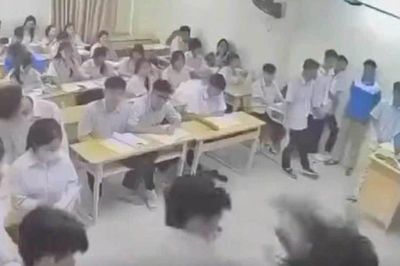 Khởi tố, bắt tạm giam nam sinh hành hung cô giáo