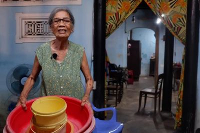 Người dân Hội An sống thấp thỏm