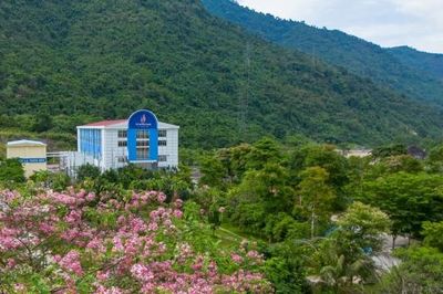 Bài 1: Những người mở đường