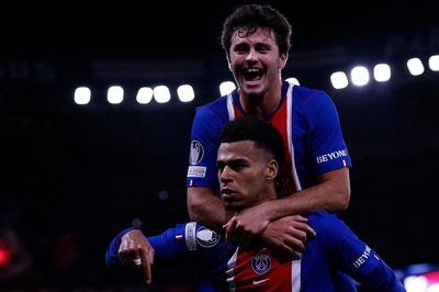 PSG thắng tưng bừng Barca sau màn rượt đuổi kịch tính