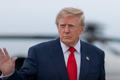 Ông Trump cáo buộc Iran tìm cách kéo dài xung đột qua bầu cử giữa kỳ Mỹ