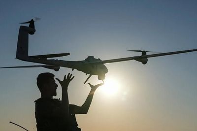 Nga phát cảnh báo về UAV, thả lính đánh thuê Mỹ khi đón phái viên của ông Trump
