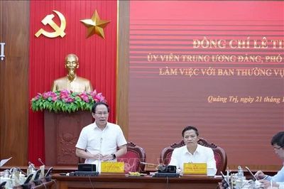 Phó Thủ tướng Lê Tiến Châu làm việc với Ban Thường vụ Tỉnh ủy Quảng Trị