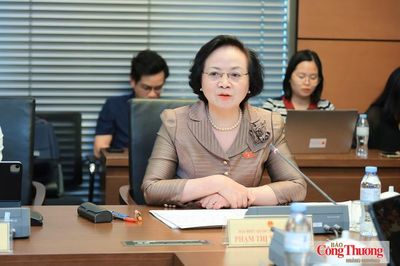 Phó Thủ tướng Phạm Thị Thanh Trà: Sẽ có nghị quyết mới về tiền lương, bảo hiểm