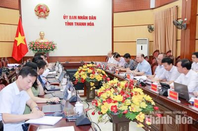 Phó Chủ tịch UBND tỉnh Cao Văn Cường làm việc với đoàn công tác Ngân hàng Thế giới
