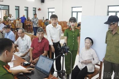 Phường Yên Bái thu nhận mẫu sinh phẩm cho 226 thân nhân họ ngoại liệt sĩ chưa xác định được danh tính