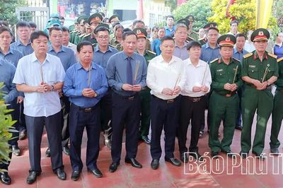 Truy điệu, an táng 2 hài cốt liệt sĩ chưa xác định thông tin