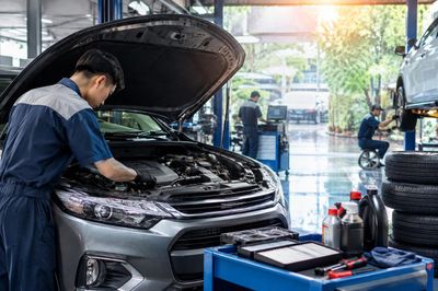 Những lưu ý chăm sóc ô tô trong thời tiết nóng ẩm giúp xe bền đẹp, vận hành ổn định