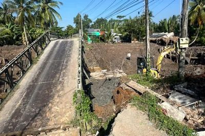 Bác thông tin sập cầu Ông Cốm