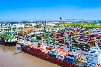 Container Việt Nam (VSC) rót vốn vào Eximbank (EIB), duy trì dư nợ vay gần 2.900 tỷ đồng