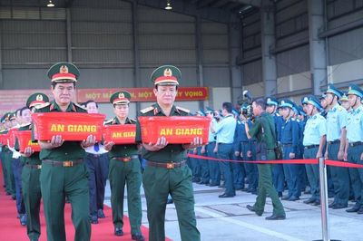Quân khu 9 hoàn thành lấy mẫu sinh phẩm hài cốt liệt sĩ sớm gần 7 tháng
