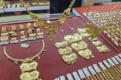 Mua vàng ở Bảo Tín Minh Châu, Phú Quý, Mi Hồng, Ancarat giờ cần lưu ý gì?
