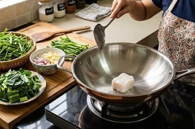 Kiêng mỡ lợn có khiến da khô, kém mềm mại?