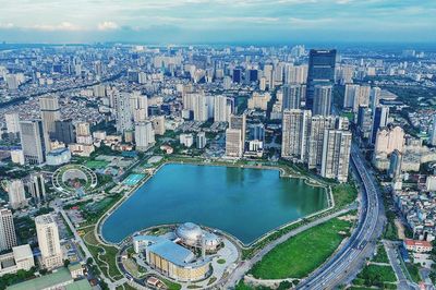Giá chung cư đã giảm sâu, có nên xuống tiền lúc này?