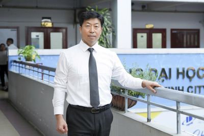 Bạn ông Park Hang-seo học thạc sĩ ở TP.HCM