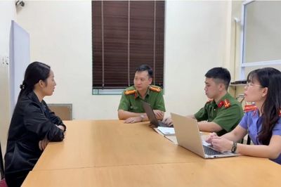 Khởi tố nữ tài xế chống người thi hành công vụ ở Lào Cai