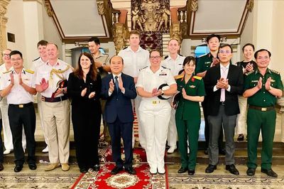 TPHCM đón tàu HMS SPEY nhân dịp Việt Nam - Anh kỷ niệm 1 năm nâng cấp quan hệ