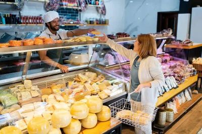 Doanh nghiệp Mỹ kiện ông Trump vì áp thuế 50% với hàng hóa Canada